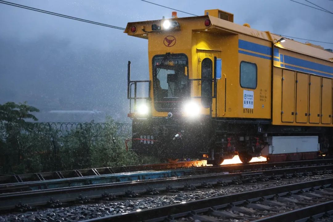 best365足球彩票官网2024年度“双百行动”“科改行动”专项考核再创佳绩